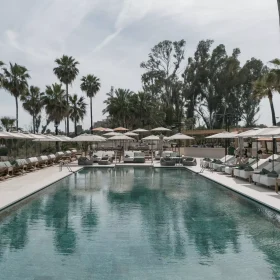 restaurant-sublim-marbella-exterior-day-pool